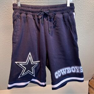 DALLAS COWBOY PRO STANDARD LUXURY ATHLETIC COLLECTION. Hard to find Navy &White